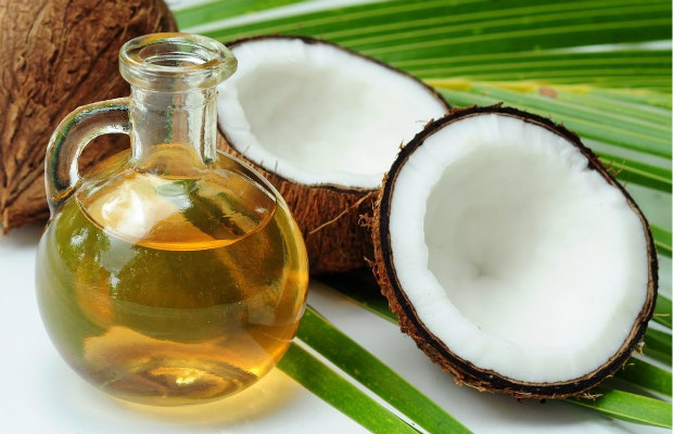 coconut-and-coconut-oil-620400